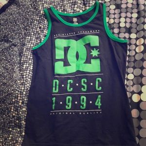 Sleeveless black Top